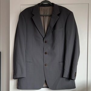 Hugo Boss Gray Wool Suit; Timeless Formal Elegance